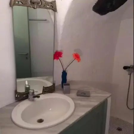 Hanging At The Top Of The World * Oia (Santorini)