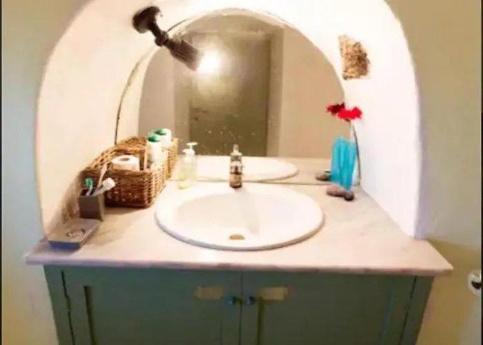 Hanging At The Top Of The World * Ia