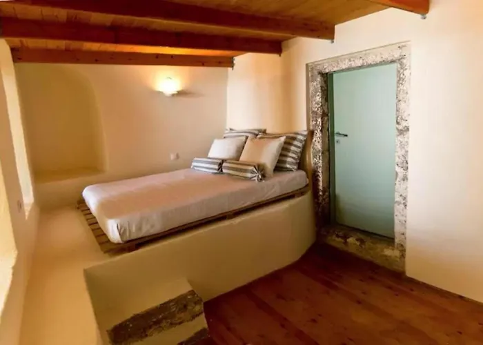 Hanging At The Top Of The World * Ia