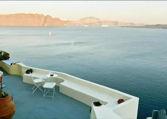 Hanging At The Top Of The World Apartment *